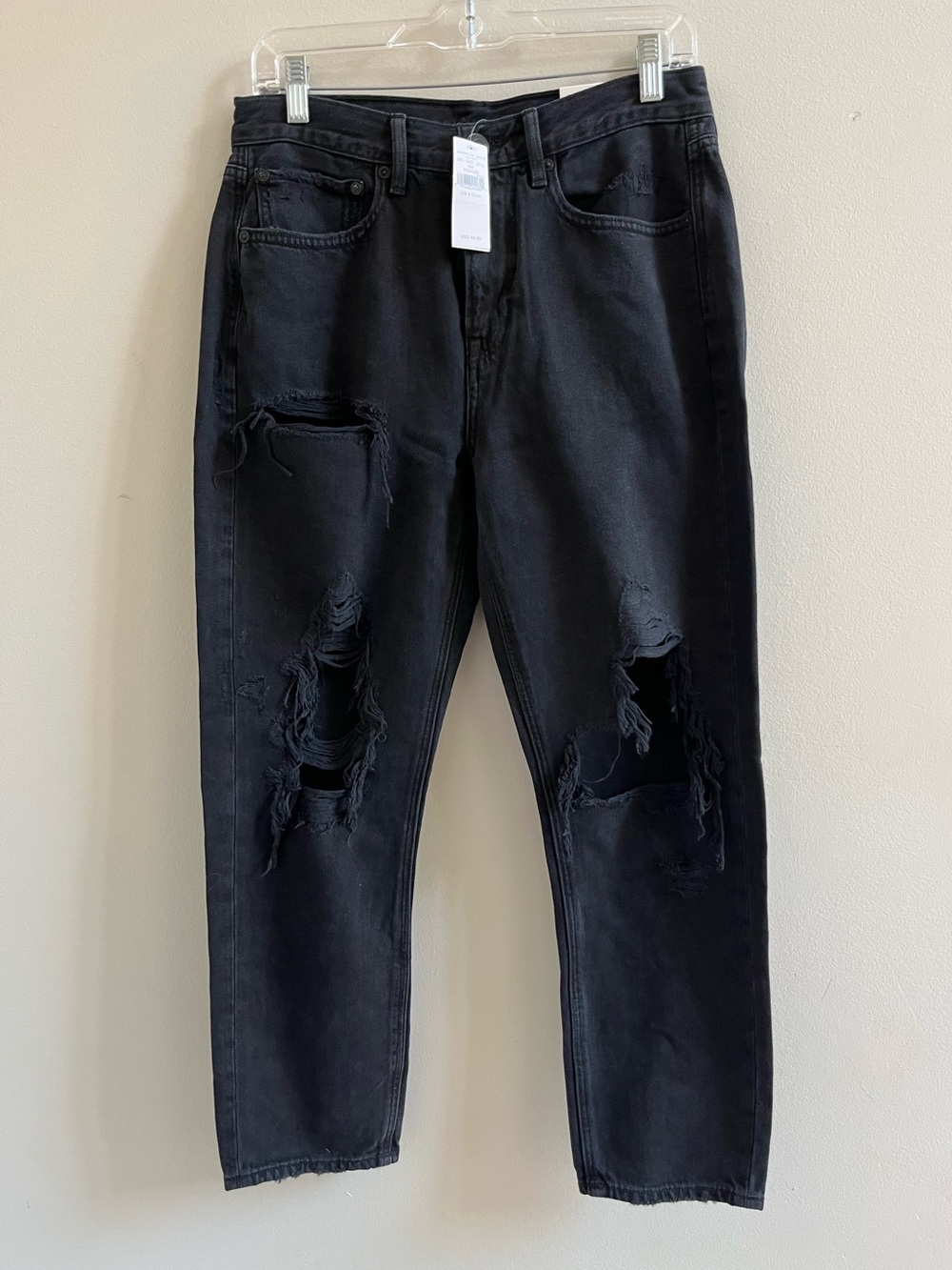 American Eagle High Rise 90s Slim Boyfriend Ripped Jeans Size 4 Black